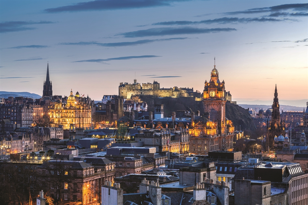 Edinburgh Visitor Guide - Accommodation, Things To Do & More
