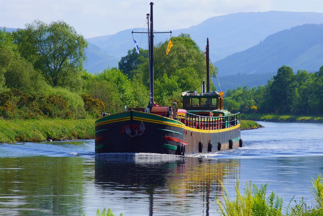 fort william boat trips dog friendly